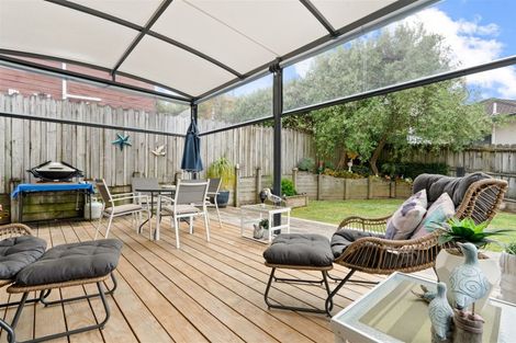 Photo of property in 1/8 Kells Place, Botany Downs, Auckland, 2010