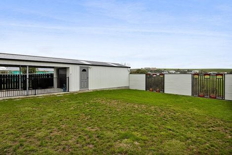 Photo of property in 108 Stanners Street, Eltham, 4322