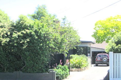 Photo of property in 89 Somerfield Street, Somerfield, Christchurch, 8024