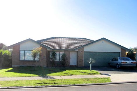 Photo of property in 7 Adair Place, Weymouth, Auckland, 2103