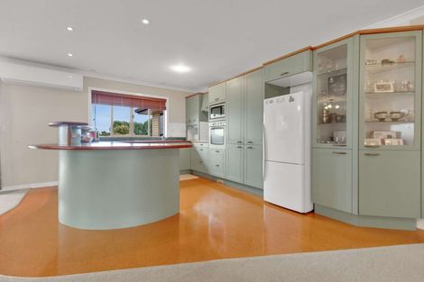 Photo of property in 82 Rototuna Road, Rototuna, Hamilton, 3210