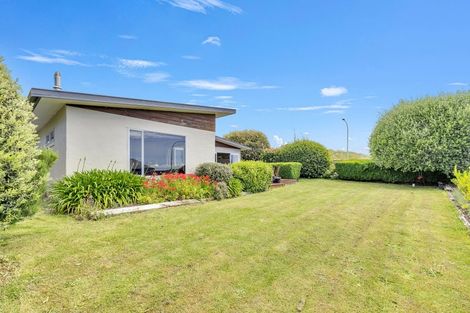 Photo of property in 57 Richmond Road, Pohara, Takaka, 7183