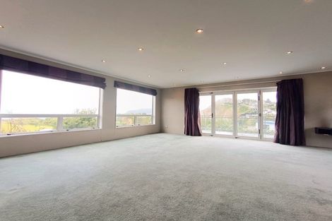 Photo of property in 17 Terrace Road, Titahi Bay, Porirua, 5022