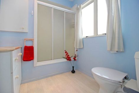 Photo of property in 2/5 Juvena Place, Clover Park, Auckland, 2019