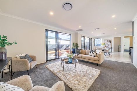 Photo of property in 17 Cynisca Crescent, Wallaceville, Upper Hutt, 5018