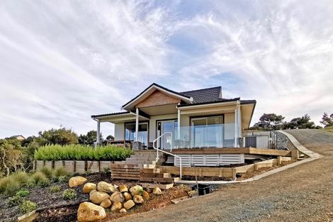 Photo of property in 114 Rarangi Heights, Parua Bay, 0192