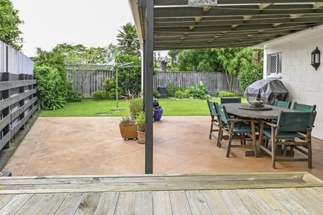 Photo of property in 1409 Warwick Place, Mayfair, Hastings, 4122