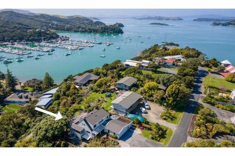 Photo of property in 87 Doves Bay Road, Kerikeri, 0294
