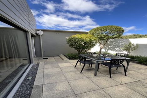 Photo of property in Highwic, 2/32 Hobson Street, Thorndon, Wellington, 6011