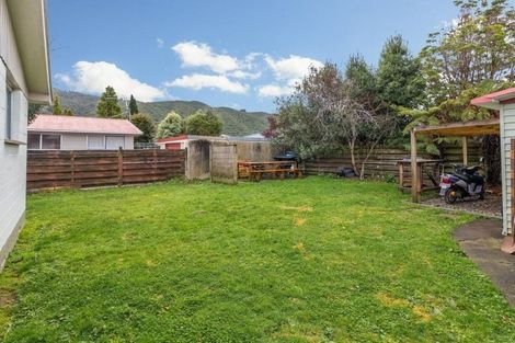 Photo of property in 112 California Drive, Totara Park, Upper Hutt, 5018