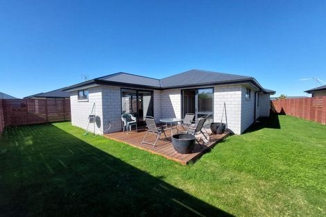 Photo of property in 110 Haymakers Crescent, Rolleston, 7614