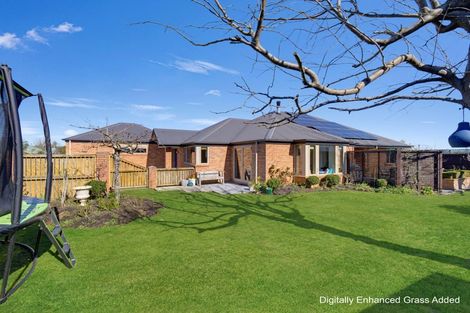Photo of property in 33 Panckhurst Drive, Woodend, 7610