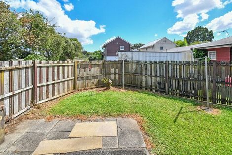 Photo of property in 1/4 Thorn Place, Papatoetoe, Auckland, 2025