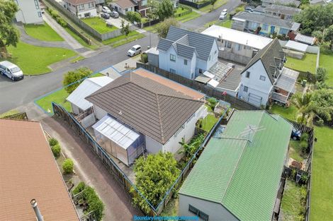 Photo of property in 1/10 Sentosa Place, Clover Park, Auckland, 2019