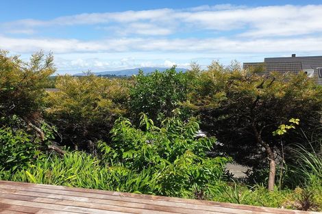 Photo of property in 127 Winara Avenue, Waikanae, 5036