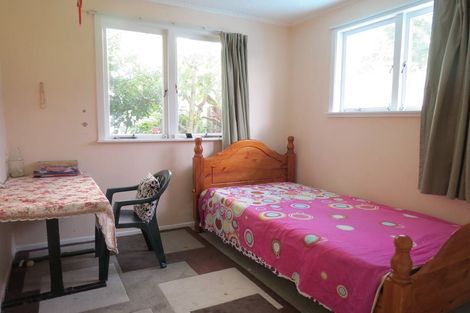 Photo of property in 31 Dundale Avenue, Blockhouse Bay, Auckland, 0600