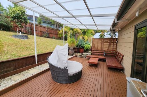 Photo of property in 2 Broadfield Street, Massey, Auckland, 0614