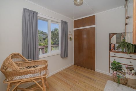 Photo of property in 4 Riverview Road, Cooks Beach, Whitianga, 3591