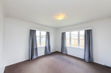 Photo of property in 1 Ferndale Place, Feilding, 4702