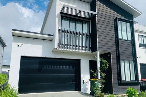 Photo of property in 10 Sacred Kingfisher Road, Hobsonville, Auckland, 0616