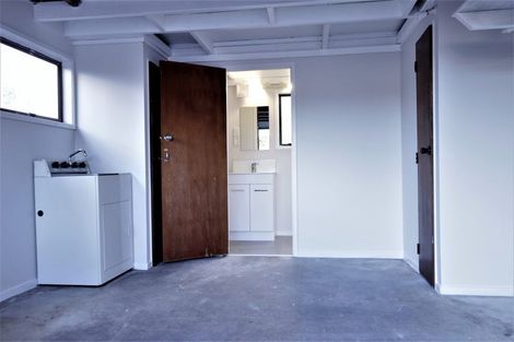 Photo of property in 18 Wycherley Drive, Bucklands Beach, Auckland, 2014