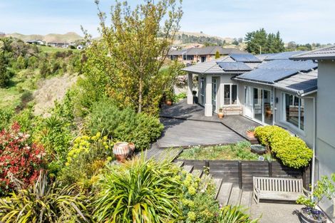 Photo of property in 46 Hikanui Drive, Havelock North, 4130