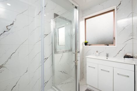 Photo of property in 90a Beaumonts Way, Manurewa, Auckland, 2102