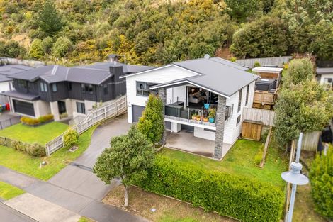 Photo of property in 15 Pacific View, Whitby, Porirua, 5024