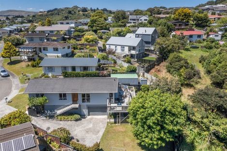 Photo of property in 17 Carvel Lane, Whitby, Porirua, 5024