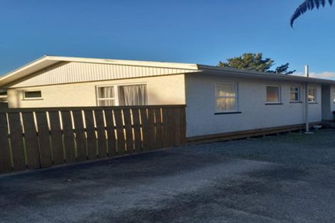 Photo of property in 121 Fairfax Street, Murchison, 7007