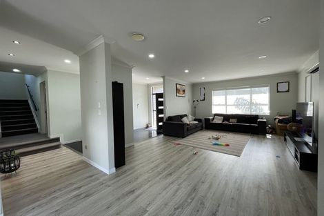 Photo of property in 39 Terrasini Drive, Flat Bush, Auckland, 2019