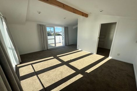 Photo of property in 4a Rewiti Avenue, Takapuna, Auckland, 0622
