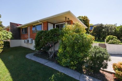 Photo of property in 8 Dunvegan Place, Dinsdale, Hamilton, 3204