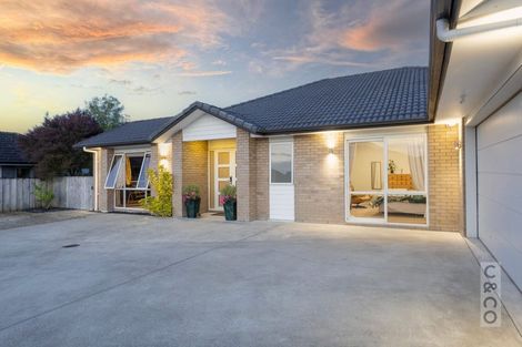 Photo of property in 23 Turpin Road, Riverhead, 0820