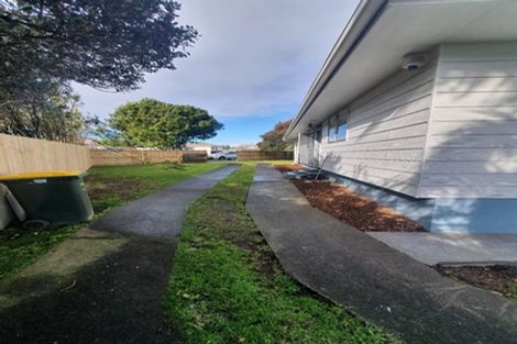 Photo of property in 4 Citril Place, Red Hill, Papakura, 2110