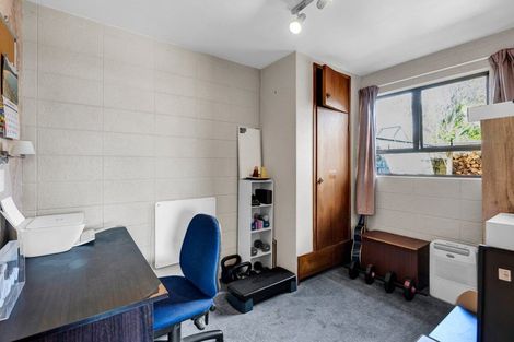 Photo of property in 5 Pokaka Place, Inglewood, 4330