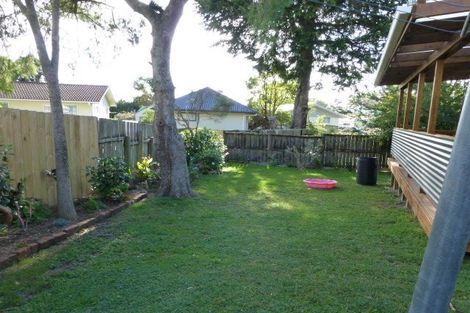 Photo of property in 3/289 Swanson Road, Ranui, Auckland, 0612