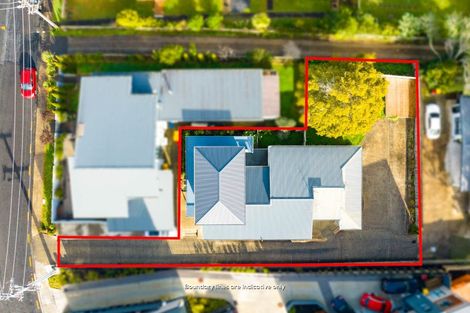 Photo of property in 15b Glendhu Road, Bayview, Auckland, 0629