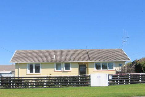 Photo of property in 13 Brown Street Foxton Horowhenua District