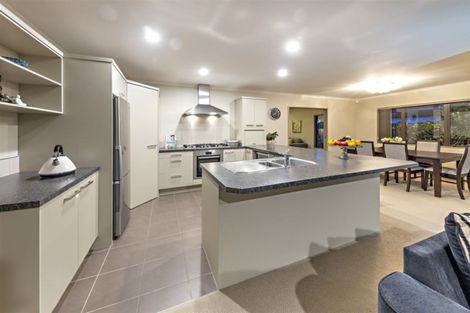 Photo of property in 27 Malahide Drive, Flat Bush, Auckland, 2019