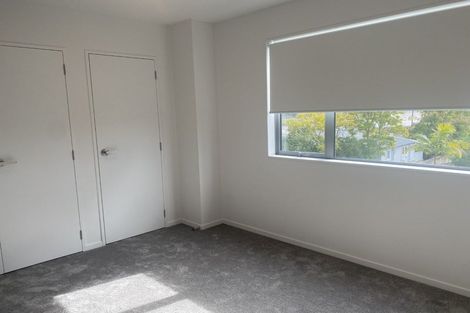 Photo of property in 1/35 Renata Crescent, Te Atatu Peninsula, Auckland, 0610