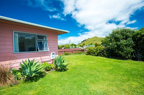 Photo of property in 53 Murdoch Road, Tamarau, Gisborne, 4010
