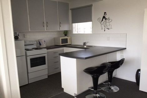 Photo of property in 12/219 Onewa Road, Birkenhead, Auckland, 0626