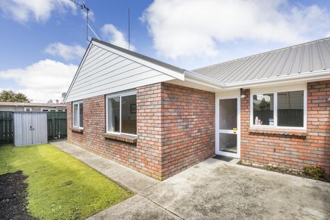 Photo of property in 71 Bryant Street, Takaro, Palmerston North, 4412