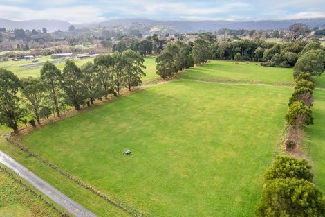 Photo of property in 1015b Beach Road, Torbay, Auckland, 0630