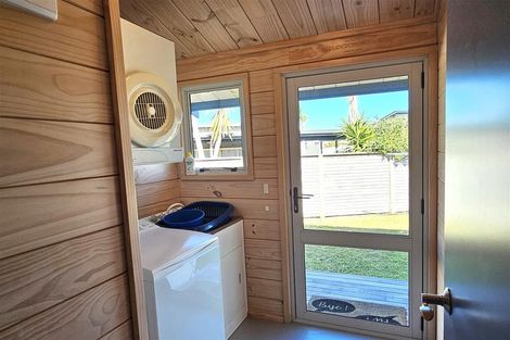 Photo of property in 117 Kelly Jade Avenue, Matarangi, Whitianga, 3592