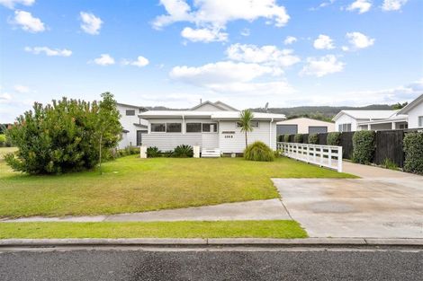 Photo of property in 108a Riverview Road, Whangamata, 3620