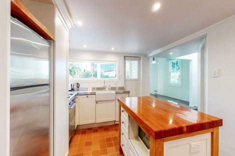Photo of property in 204 Sydney Street West, Thorndon, Wellington, 6011
