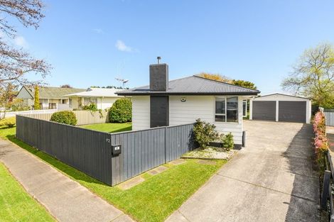 Photo of property in 92 Apollo Parade, Milson, Palmerston North, 4414