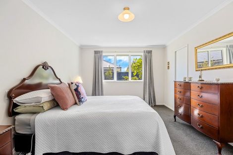 Photo of property in 21 Lewis Close, Rangiora, 7400